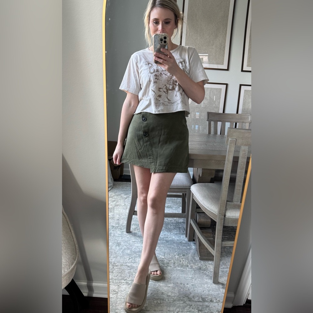 Corduroy Olive Button-Detail Women's Skirt - Picture 7 of 10